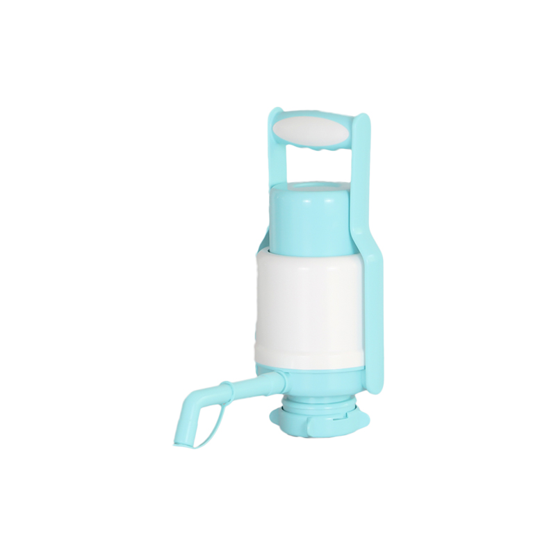 aqua sentinam dispensator lagena bibens utrem aquae sentinam E